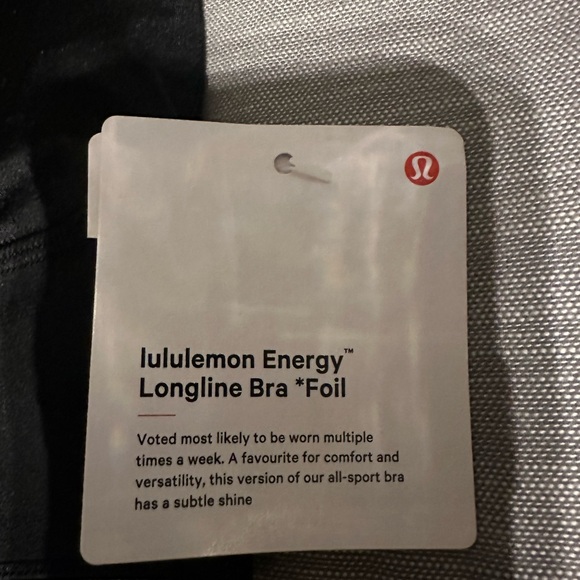 Lululemon Energy Longline Bra *Foil Size 6! 🖤✨ - Picture 4 of 4